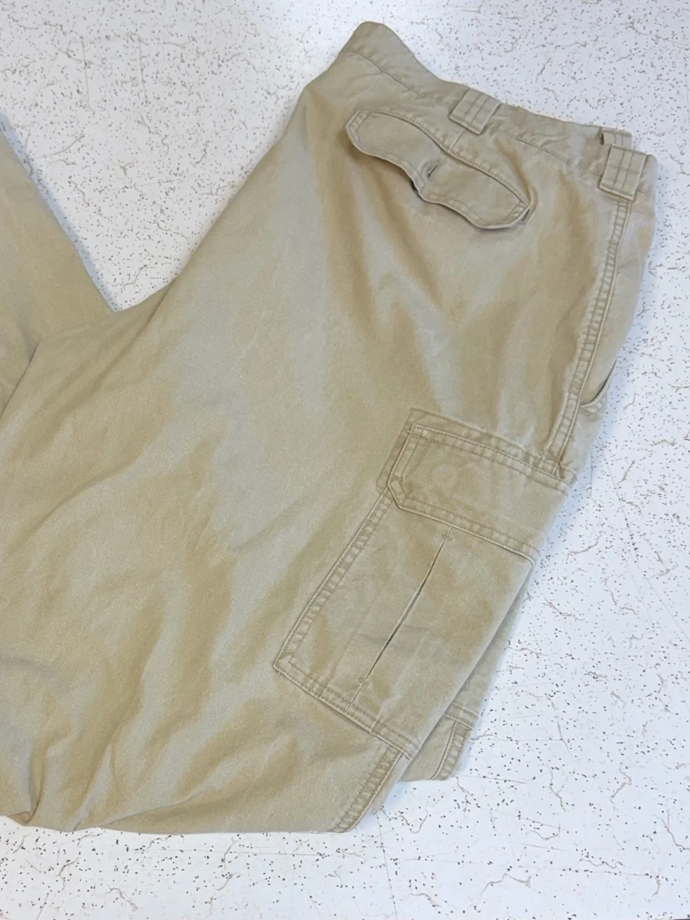 L.L. Bean Mens Cargo Pants 40x34Classic‎ Fit Khaki Stretch 100% Cotton